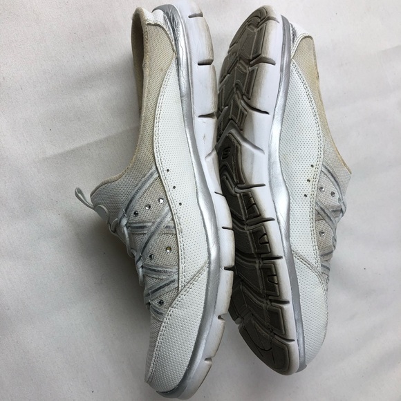Skechers Relaxed Fit Air-Cooled Memory Foam Women's Sneaker White size 10 - Picture 5 of 7